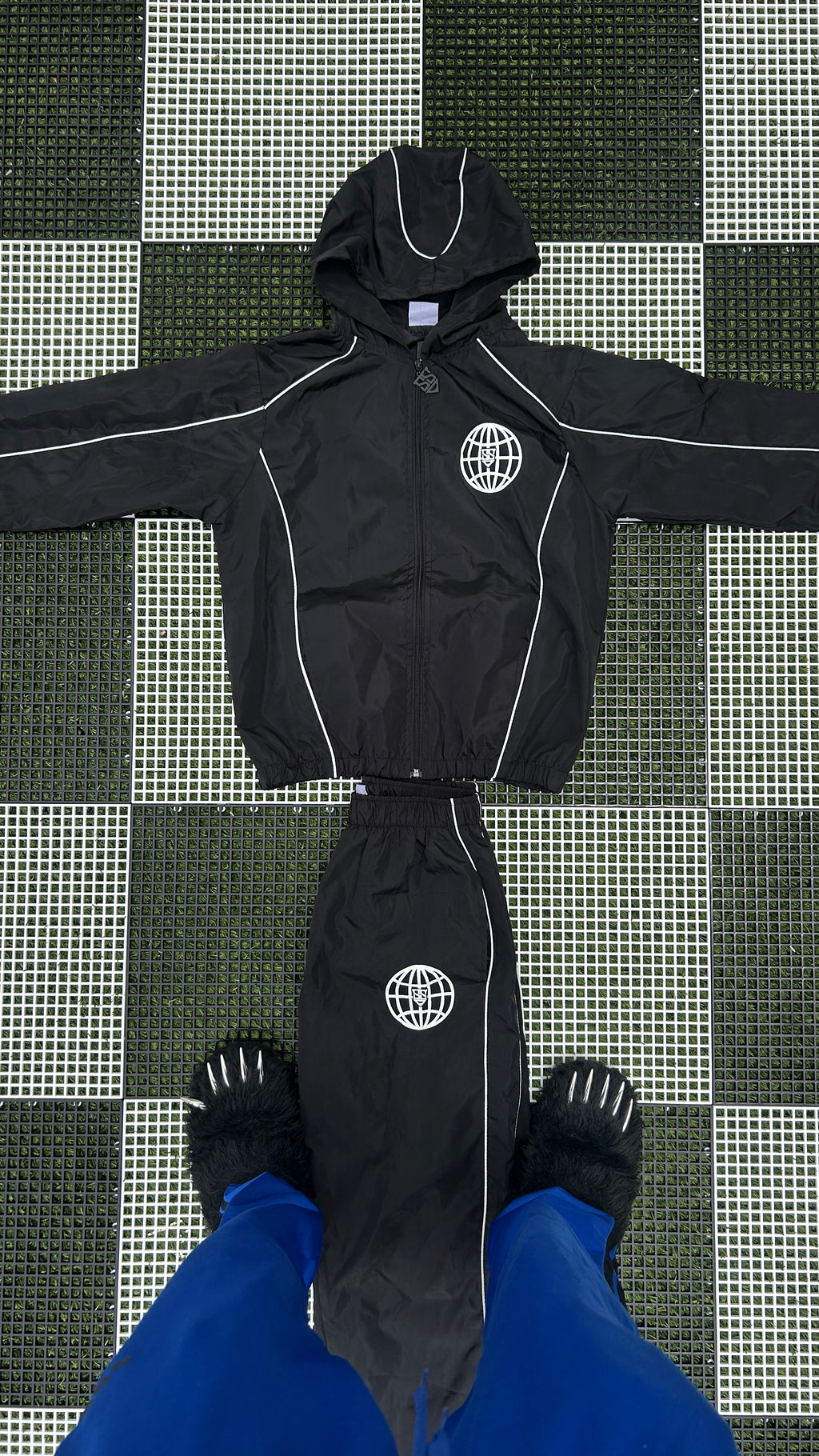 Versatile sets Black