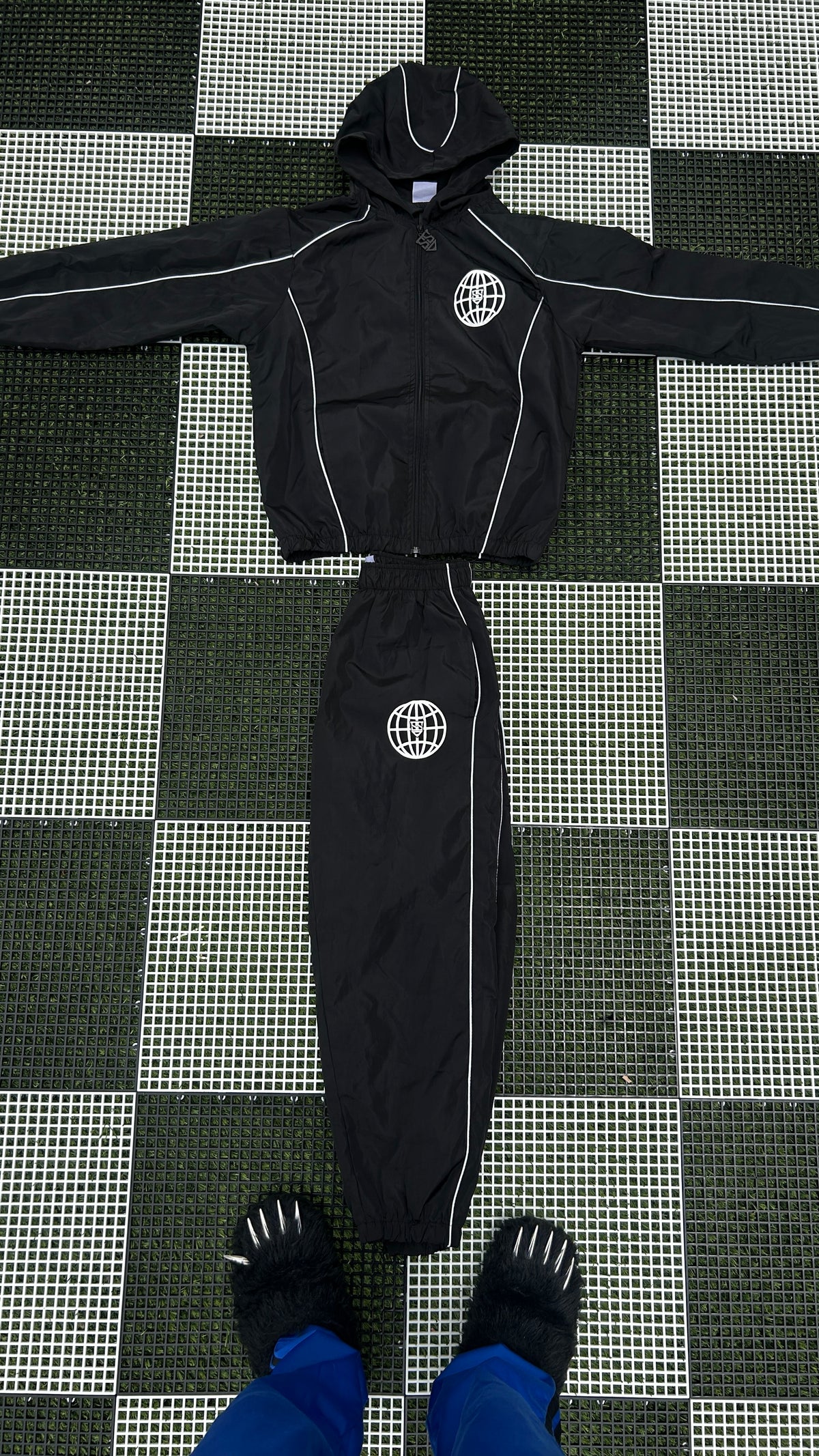 Versatile sets Black